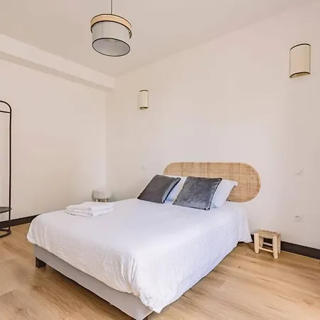 - Place Du Forum - Cathedrale Hyper Centre Apartment Reims