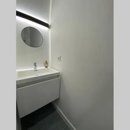 Appartement - Place Du Forum - Cathédrale Hyper Centre Reims