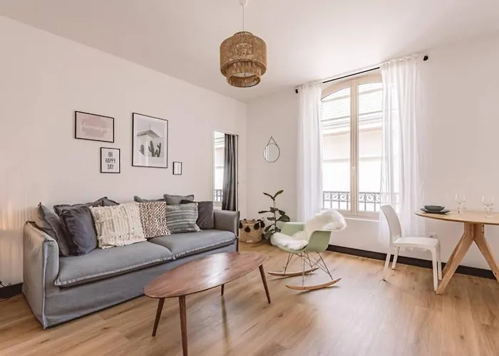 - Place Du Forum - Cathedrale Hyper Centre Apartment